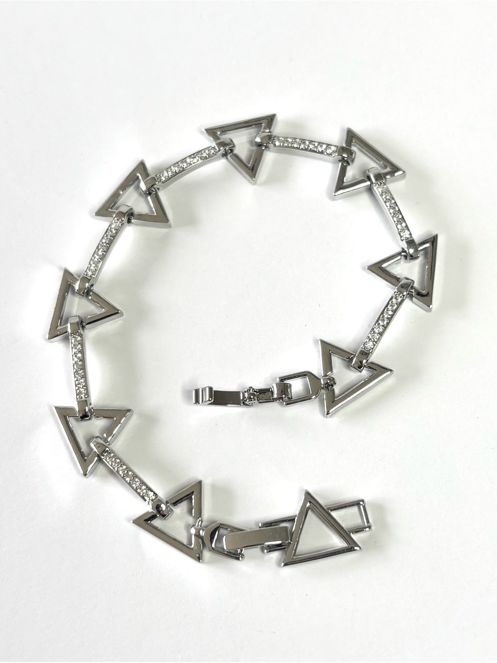 Silver triangle link bracelet